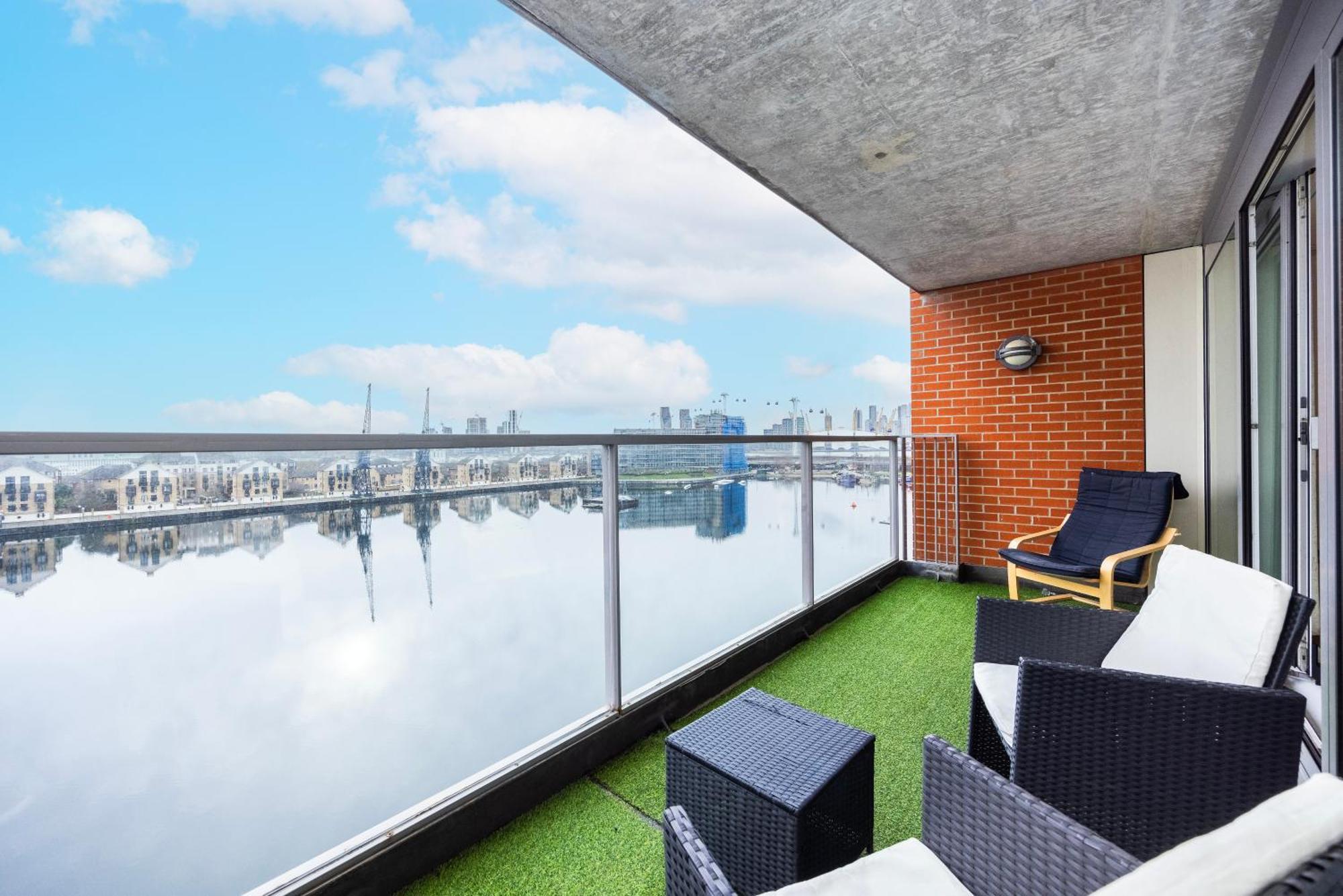 Austin David Executive Excel Apartment London Exterior photo